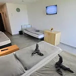 Sirava 3*