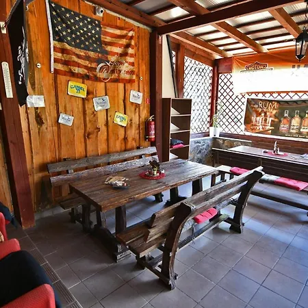Biker's Guest house *